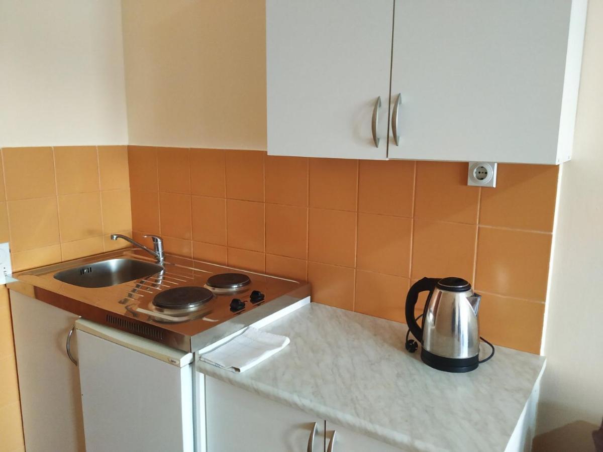 Apartmani Orange Dreams Sutomore Buitenkant foto